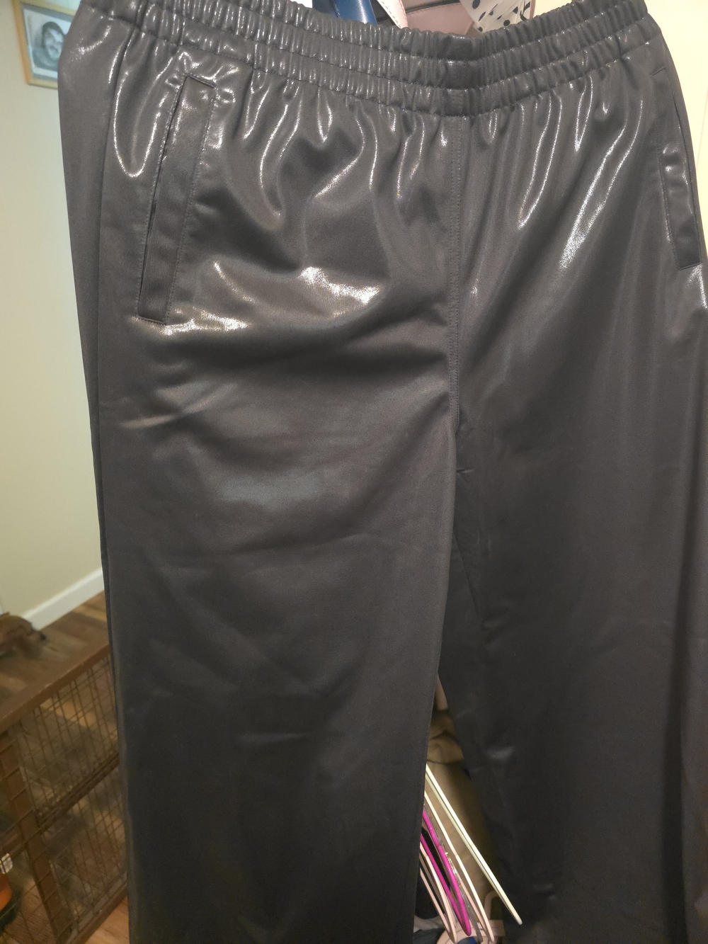 Women's Black Faux-Leather Elastic Waist Pants